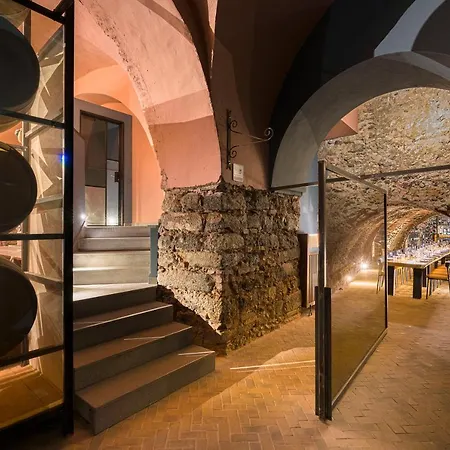 Bastio Private Hotel