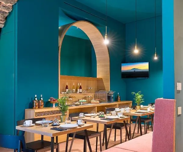 Bastio Private Hotel *