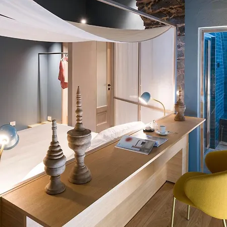 Bastio Private 호텔 *